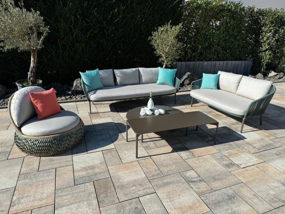 Dedon Rilly 3 und 2 Sitzer Outdoor Listenpreis 10.450,- Euro (15)